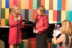 Pressereferentin Tanja Huutonen und die finnische Botschafterin in Deutschland Anne Sipiläinen @ Tarjas Blog - Alles über Finnland